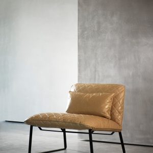 Kekke Armchair