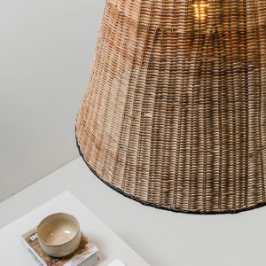 Sumba Black/rattan pendant lamp