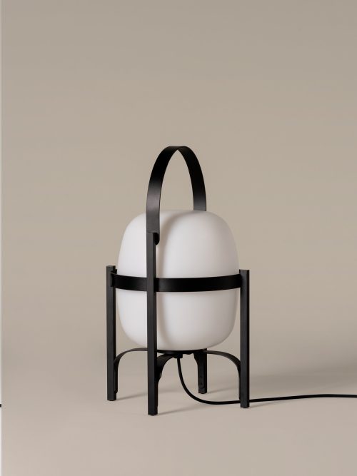 Cesta-Exterior-negra-off-Enric-Badrinas-2022-CESTG01-x2400